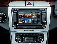 Die jüngste Generation des Radio-Navis hört 'aufs Wort'. Foto: VW/auto-reporter.net